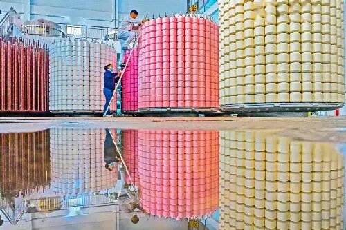 The Evolution of Polyester or Nylon 6,6 Sewing Thread Dyeing: ‌From Hank Dyeing to Dye Tube Package Dyeing and More